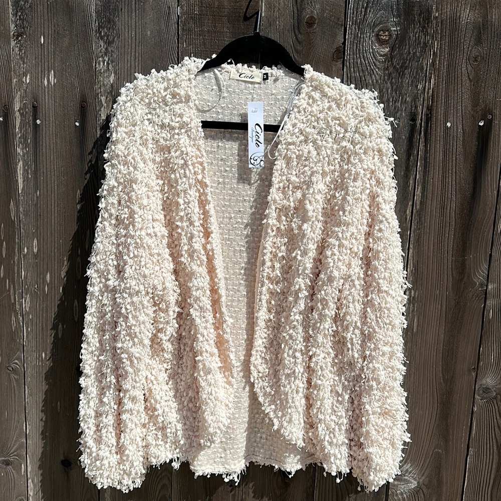 Cielo cream open- front eyelash shag jacket (M).